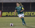 palmeiras-vence-flamengo,-se-classifica-e-assume-lideranca-do-brasileirao-feminino