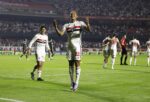 analise:-sao-paulo-sofre-no-1ot,-mas-arranca,-na-raca,-merecida-vitoria-no-morumbi