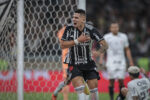 corinthians-sofre-com-paulinho-contra-o-atletico-mg-e-se-complica-na-copa-do-brasil