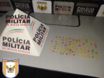 policia-localiza-99-comprimidos-de-ecstasy-durante-operacao-e-prende-suspeito-em-passos,-mg