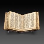 biblia-hebraica-mais-antiga-do-mundo-e-vendida-por-recorde-de-r$-189,5-milhoes