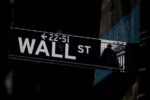 wall-street-abre-em-alta-com-acordo-sobre-teto-da-divida-dos-eua-aprovado