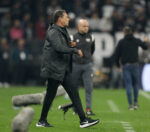 corinthians-consolida-defesa-com-luxemburgo-e-chega-a-tres-jogos-sem-sofrer-gol