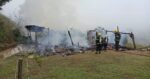 rancho-agricola-fica-completamente-destruido-apos-incendio-no-alto-vale