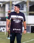 ceara-comunica-saida-do-tecnico-eduardo-barroca-apos-empate-com-avai-pela-serie-b