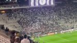 torcida-do-corinthians-protesta-e-invade-campo-apos-goleada-do-bahia;-veja