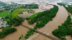 tempestade-devasta-norte-da-australia-e-pessoas-ficam-presas-em-telhados