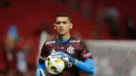 flamengo-vende-santos-ao-fortaleza,-mas-segura-goleiro-ate-o-fim-de-janeiro