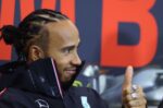 lewis-hamilton-na-ferrari:-saiba-quanto-o-piloto-vai-ganhar-por-ano